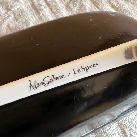 The Last Lolita Sunglasses
by Adam Selman X Le Specs - Picture 6 of 10